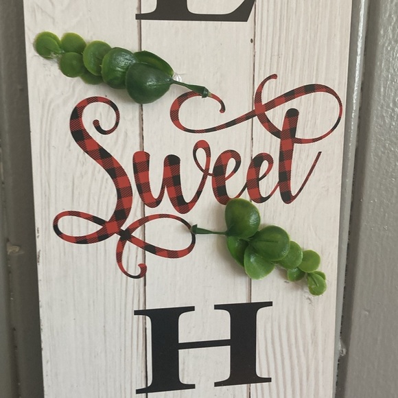 NWT Vertical HOME SWEET HOME Wooden Decoration Sign w/ Eucalyptus Accents - Picture 10 of 10